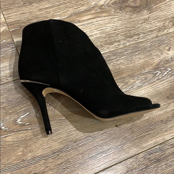 NWOT Michael Kors velvet black open toe bootie - Picture 3 of 8